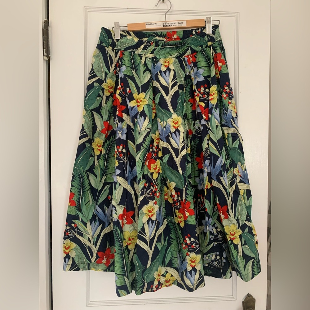 Philosophy Floral Skirt - Size Medium